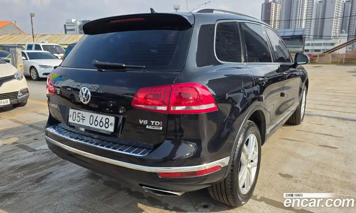 Volkswagen Touareg 2016 3.0 Автомат в Москве № 199345, фото 6