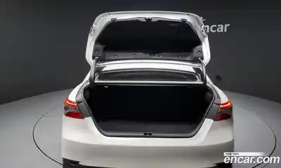 Toyota Camry 2022 2.5 Автомат в Москве № 199648, миниатюра 2