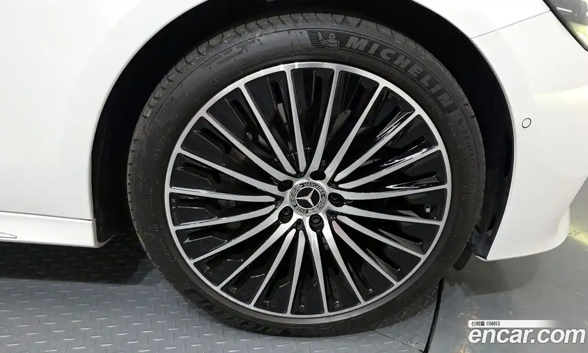 Mercedes-Benz E-Class 2024 3.0 Автомат в Москве № 200560, фото 16