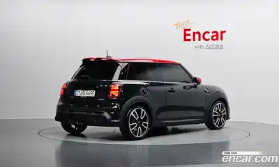 Mini Cooper 2023 2.0 Автомат в Москве № 207897, миниатюра 2