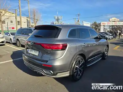 Renault QM6 2021 2.0 Автомат в Москве № 209985, миниатюра 3