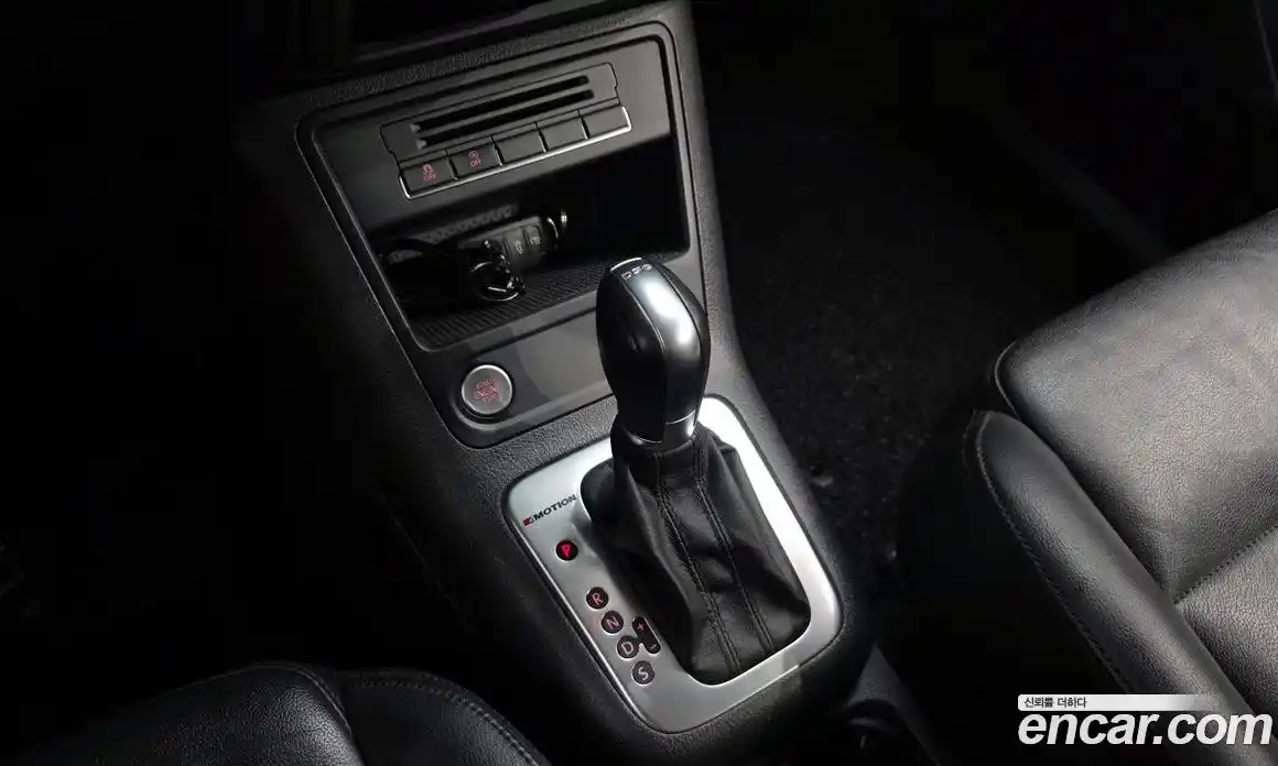 Volkswagen Tiguan 2016 2.0 Автомат в Москве № 210246, фото 15