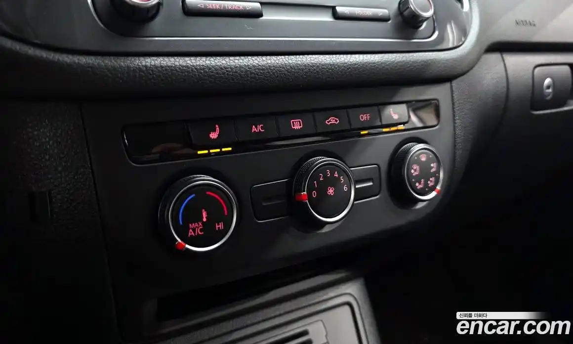 Volkswagen Tiguan 2016 2.0 Автомат в Москве № 210246, фото 17