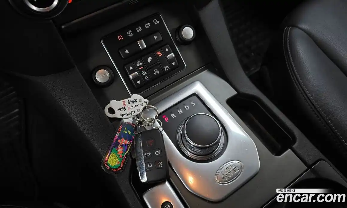 Land Rover Discovery 2014 3.0 Автомат в Москве № 211024, фото 16