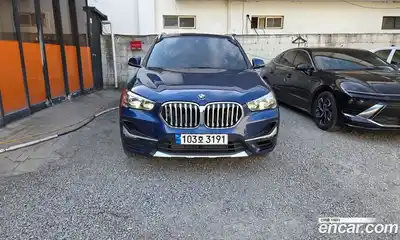 BMW X1 2022 2.0 Автомат в Москве № 211085, миниатюра 3
