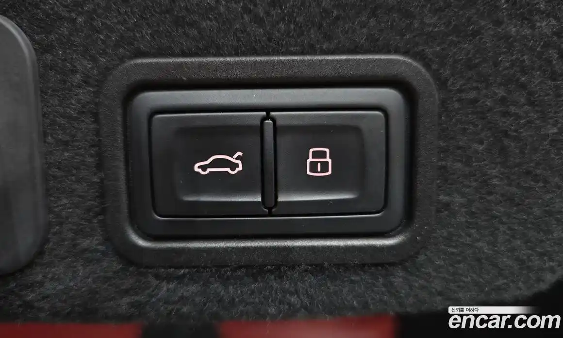 Audi A8 2015 4.1 Автомат в Москве № 212653, фото 12