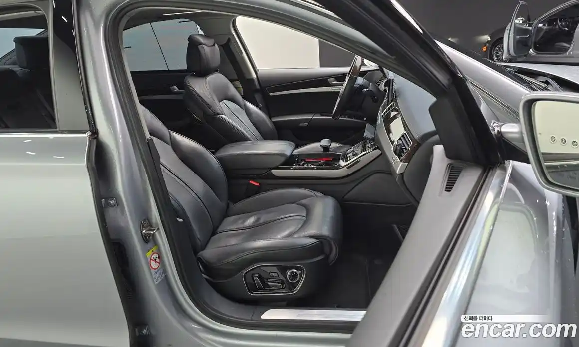 Audi A8 2015 4.1 Автомат в Москве № 212653, фото 13