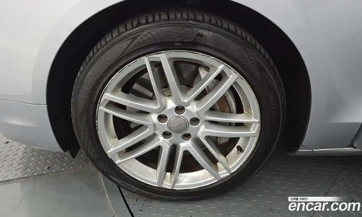 Audi A8 2015 4.1 Автомат в Москве № 212653, фото 10