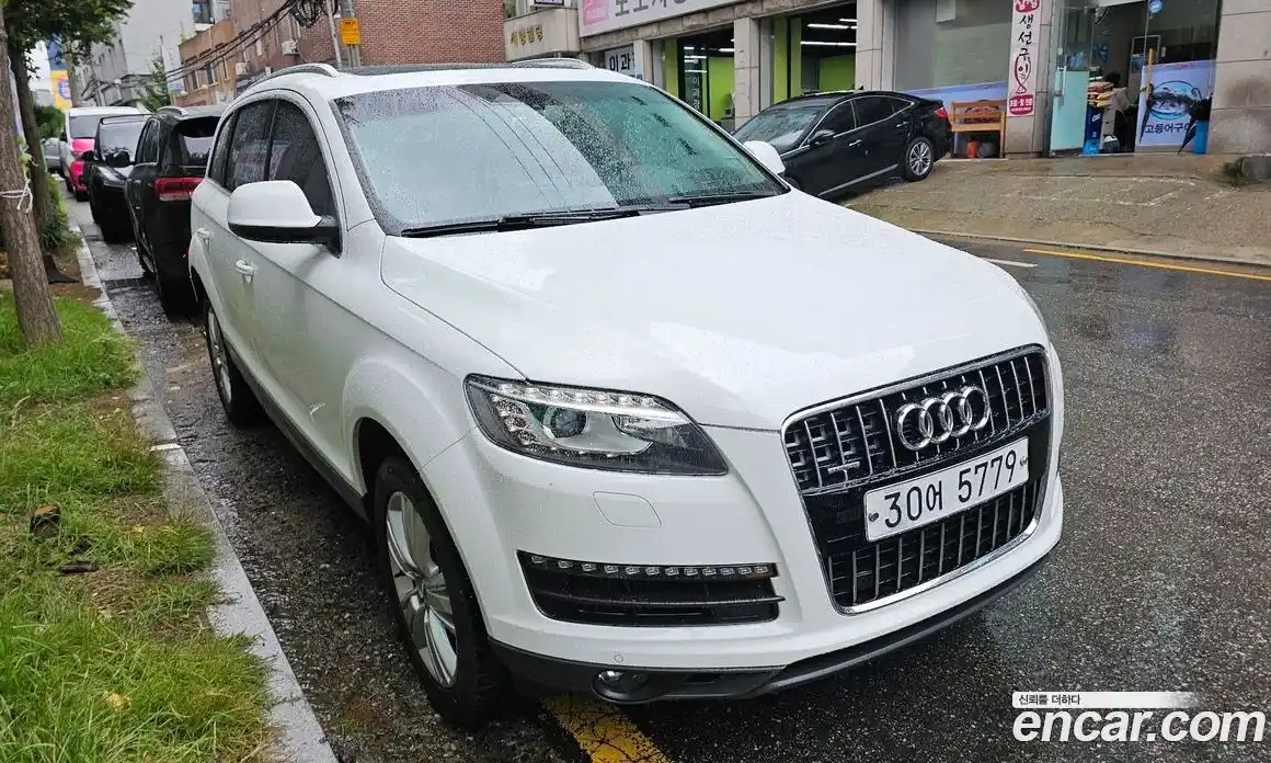 Audi Q7 2013 3.0 Автомат в Москве № 212699, фото 3