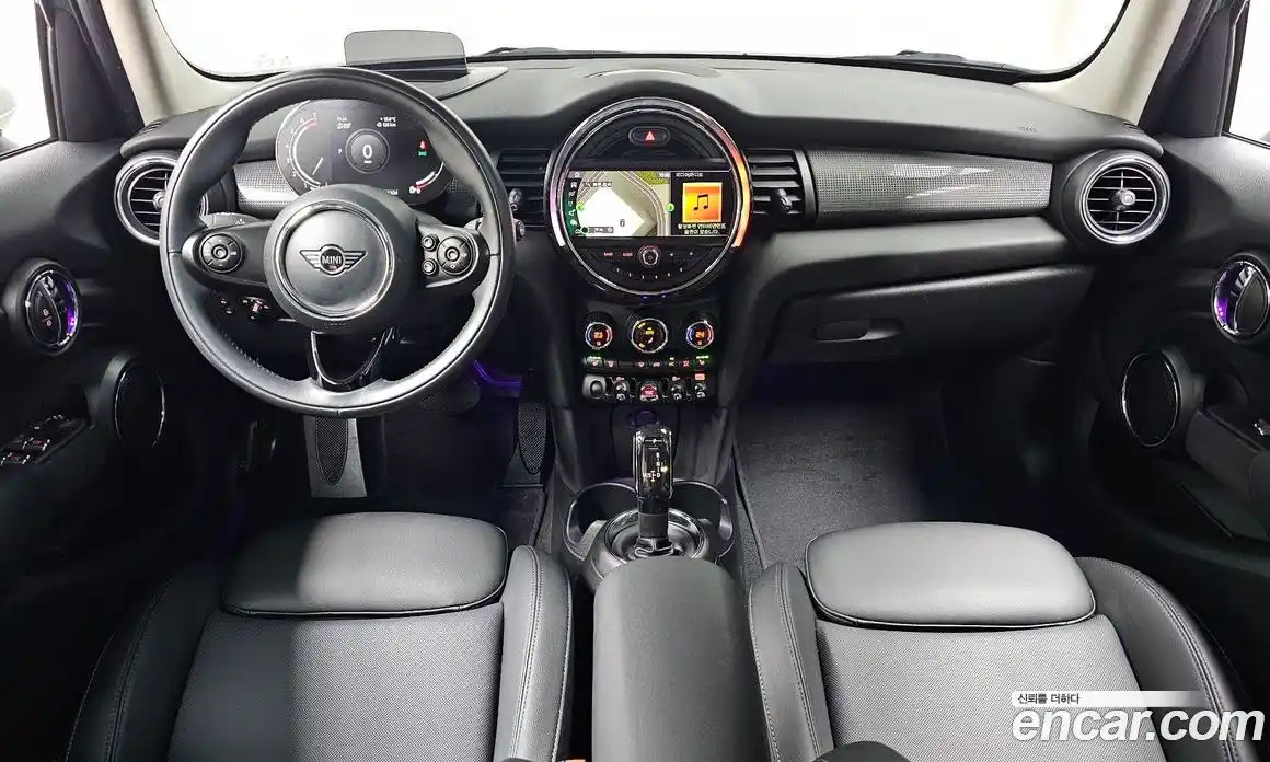 Mini Cooper 2021 1.5 Автомат в Москве № 214284, фото 19