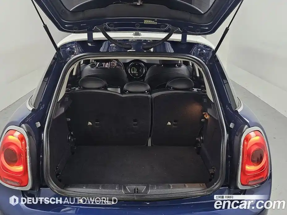 Mini Cooper 2016 1.5 Автомат в Москве № 214414, фото 20