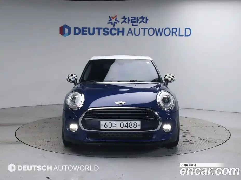 Mini Cooper 2016 1.5 Автомат в Москве № 214414, фото 3