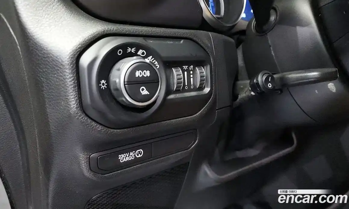 Jeep Gladiator 2021 3.6 Автомат в Москве № 215438, фото 14