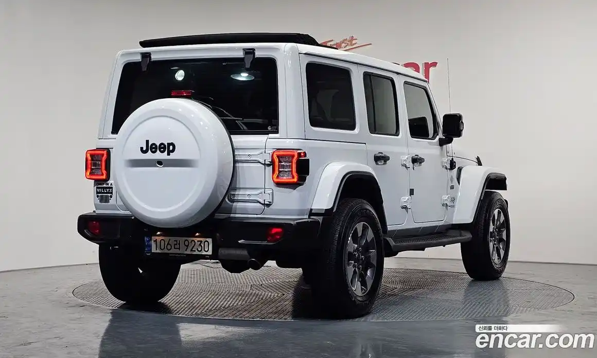 Jeep Wrangler 2021 2.0 Автомат в Москве № 215455, фото 1