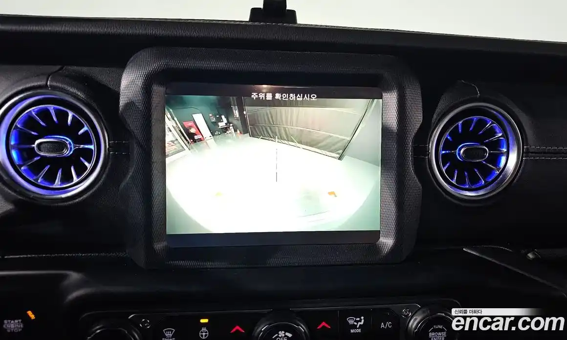 Jeep Wrangler 2021 2.0 Автомат в Москве № 215455, фото 15