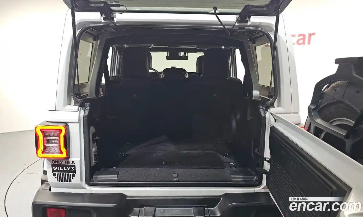 Jeep Wrangler 2021 2.0 Автомат в Москве № 215455, фото 19