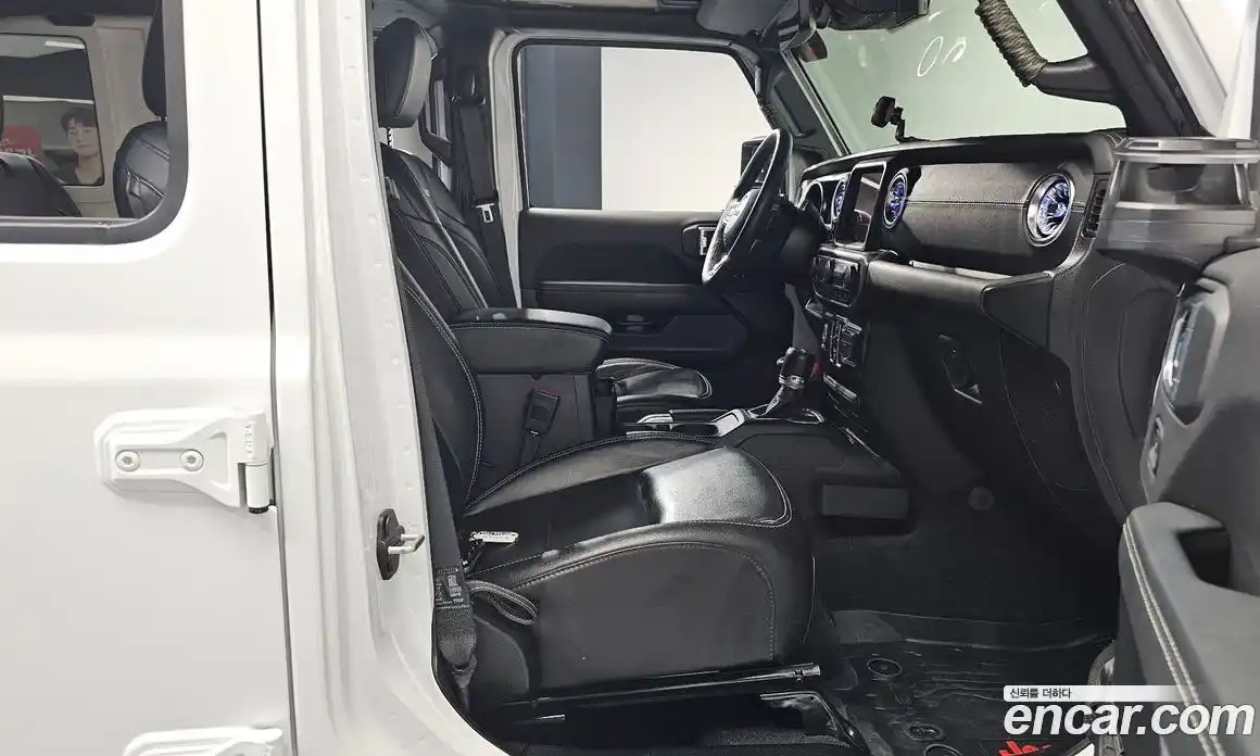 Jeep Wrangler 2021 2.0 Автомат в Москве № 215455, фото 10