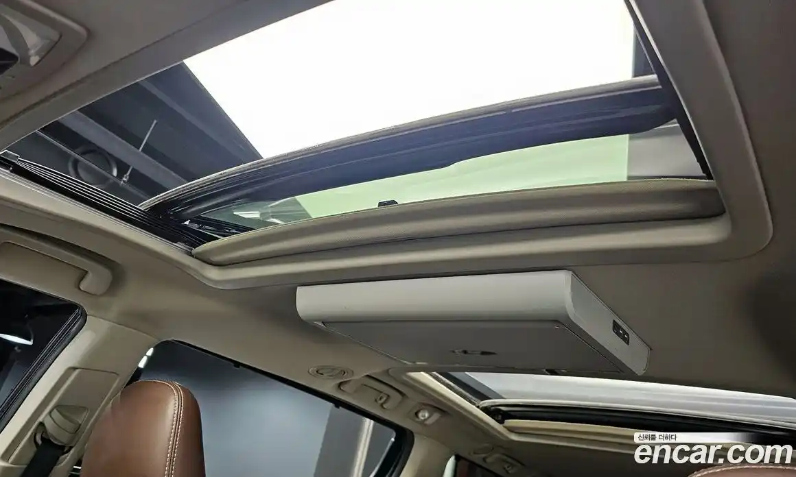 Toyota Sienna 2016 3.5 Автомат в Москве № 215535, фото 14