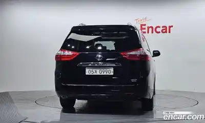 Toyota Sienna 2016 3.5 Автомат в Москве № 215535, миниатюра 9