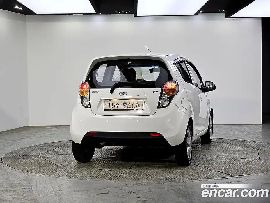 Chevrolet Matiz 2010 1.0 Автомат в Москве № 215765, фото 3