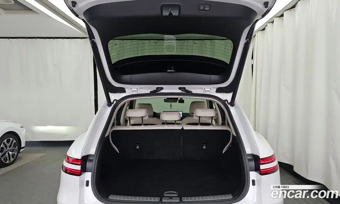 Genesis GV70 2024 2.5 Автомат в Москве № 21934, фото 17