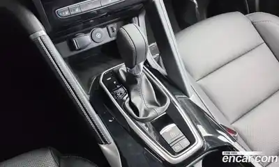 Renault QM6 2026 2.0 Автомат в Москве № 219893, миниатюра 9