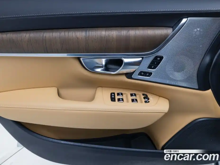 Volvo S90 2024 2.0 Автомат в Москве № 222140, фото 14