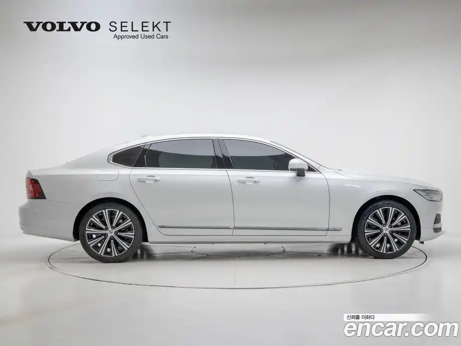 Volvo S90 2024 2.0 Автомат в Москве № 222140, фото 4