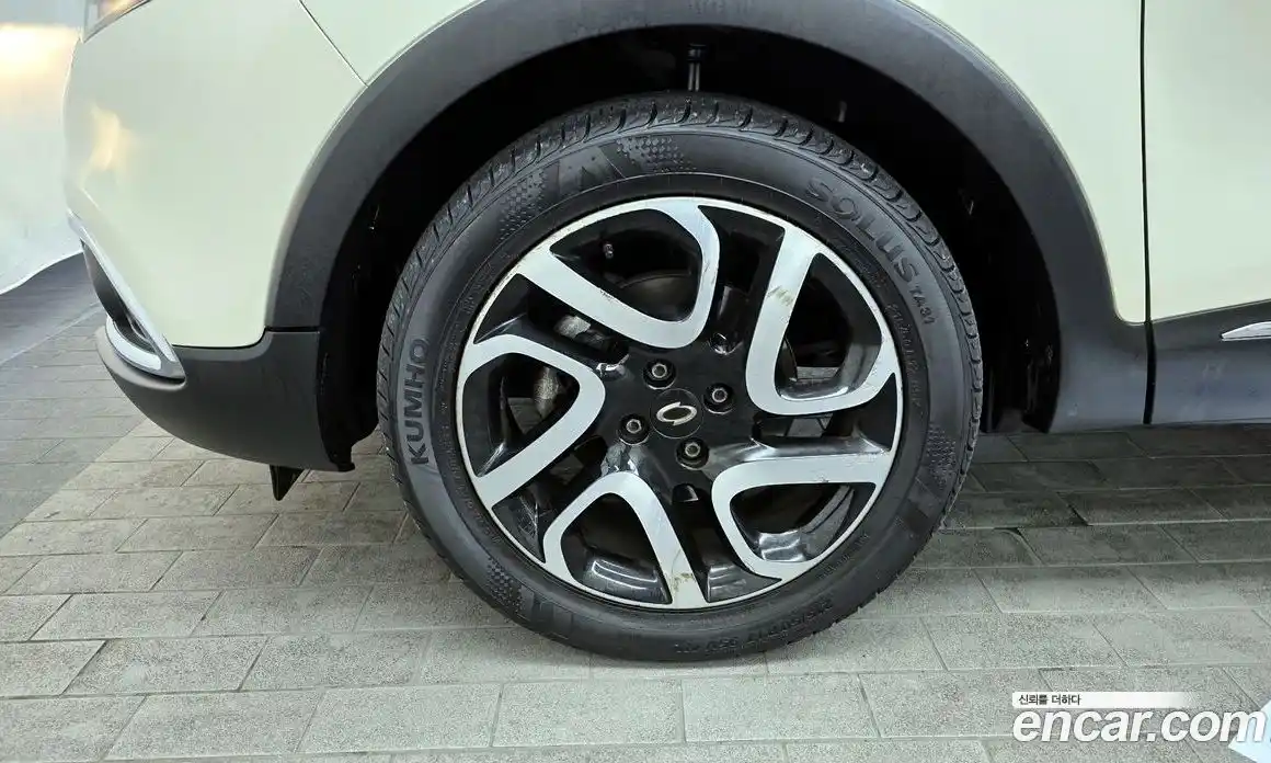 Renault QM3 2015 1.5 Автомат в Москве № 222865, фото 16