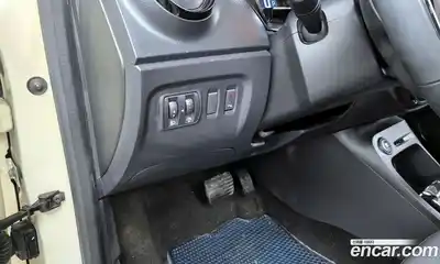 Renault QM3 2015 1.5 Автомат в Москве № 222865, миниатюра 9