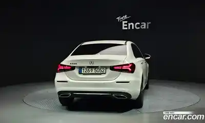 Mercedes-Benz A-Class 2021 2.0 Автомат в Москве № 222939, миниатюра 4