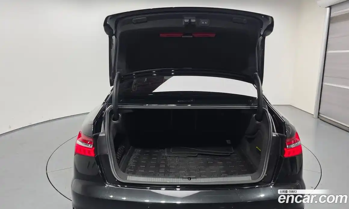 Audi A6 2021 2.0 Автомат в Москве № 224000, фото 19