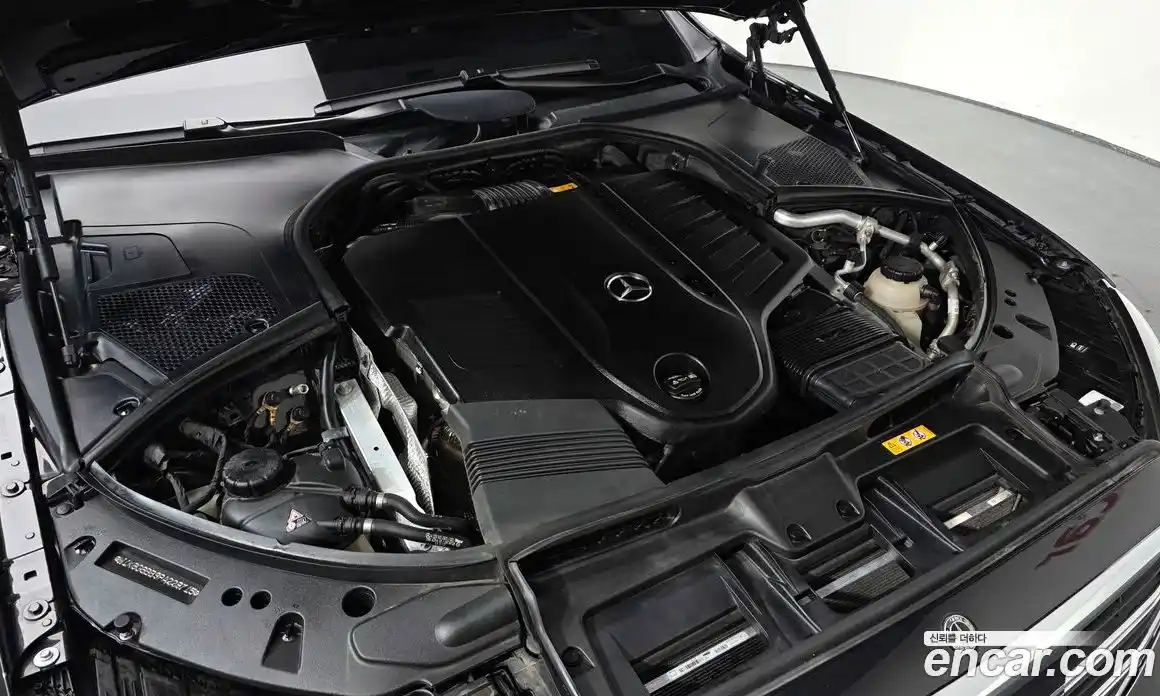 Mercedes-Benz S-Class 2023 3.0 Автомат в Москве № 229515, фото 16