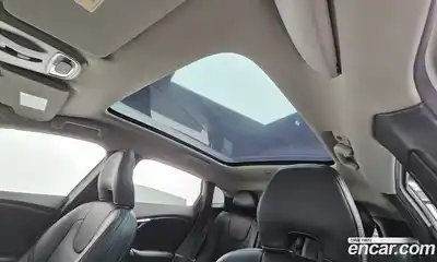 Volvo V40 2019 2.0 Автомат в Москве № 230497, миниатюра 8