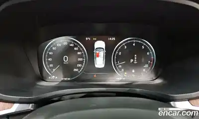 Volvo S60 2022 2.0 Автомат в Москве № 230574, миниатюра 3