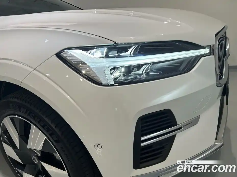 Volvo XC60 2025 2.0 Автомат в Москве № 230736, фото 20