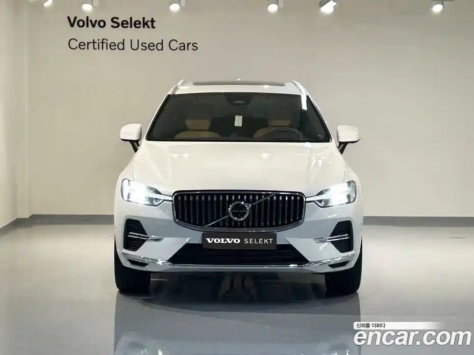 Volvo XC60 2025 2.0 Автомат в Москве № 230736, фото 3