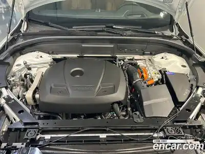 Volvo XC60 2025 2.0 Автомат в Москве № 230736, миниатюра 6