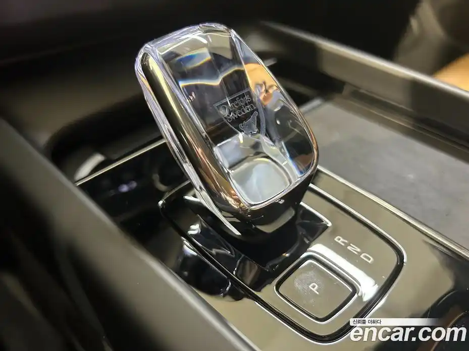 Volvo XC60 2025 2.0 Автомат в Москве № 230736, фото 9