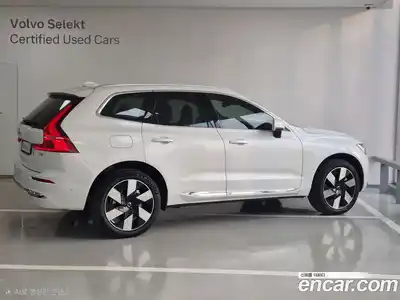 Volvo XC60 2025 2.0 Автомат в Москве № 230812, миниатюра 4