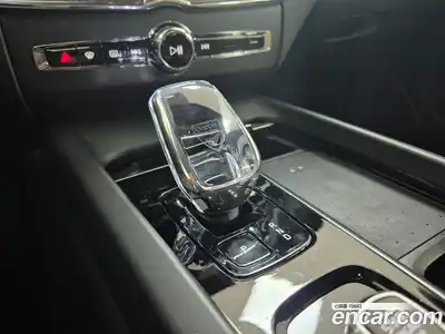 Volvo XC60 2025 2.0 Автомат в Москве № 230812, миниатюра 10