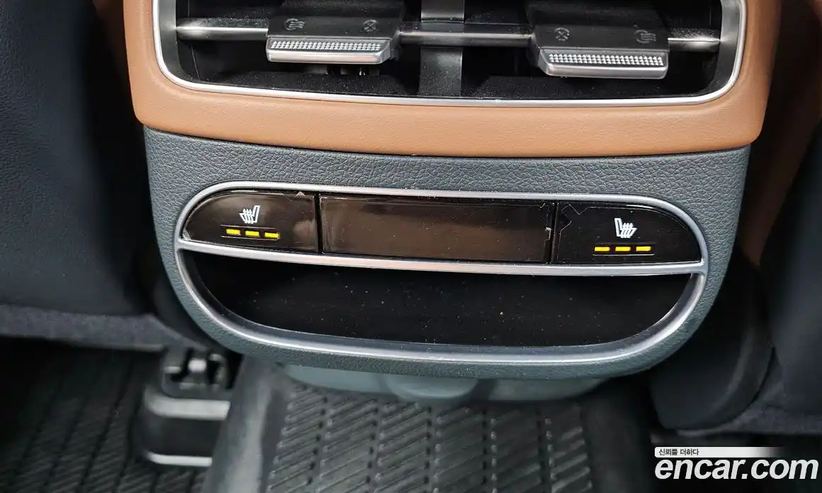 Genesis GV70 2021 2.5 Автомат в Москве № 23114, фото 16