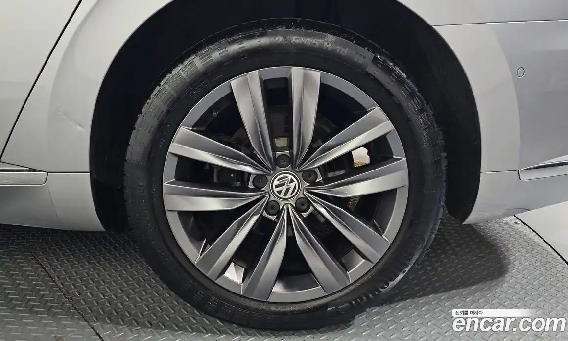 Volkswagen Arteon 2020 2.0 Автомат в Москве № 232092, фото 11