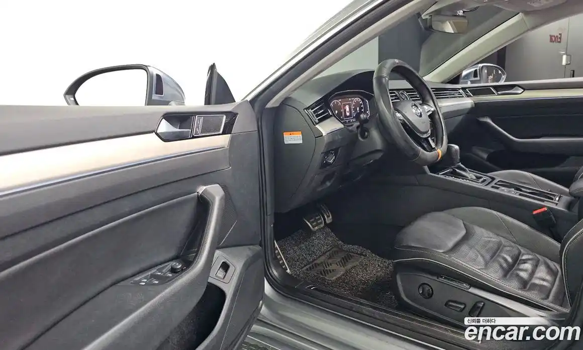 Volkswagen Arteon 2020 2.0 Автомат в Москве № 232092, фото 20