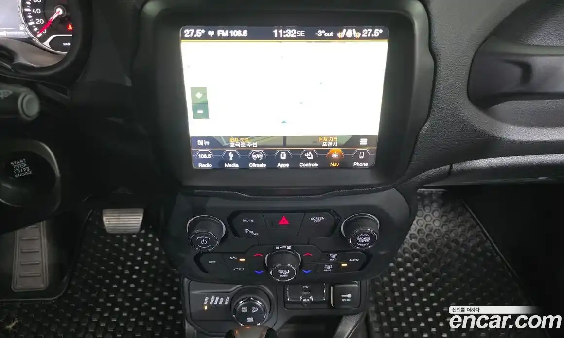 Jeep Renegade 2018 2.0 Автомат в Москве № 232289, фото 15