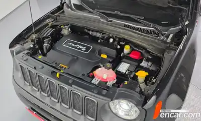Jeep Renegade 2018 2.0 Автомат в Москве № 232289, миниатюра 5