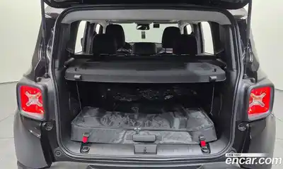 Jeep Renegade 2018 2.0 Автомат в Москве № 232289, миниатюра 6