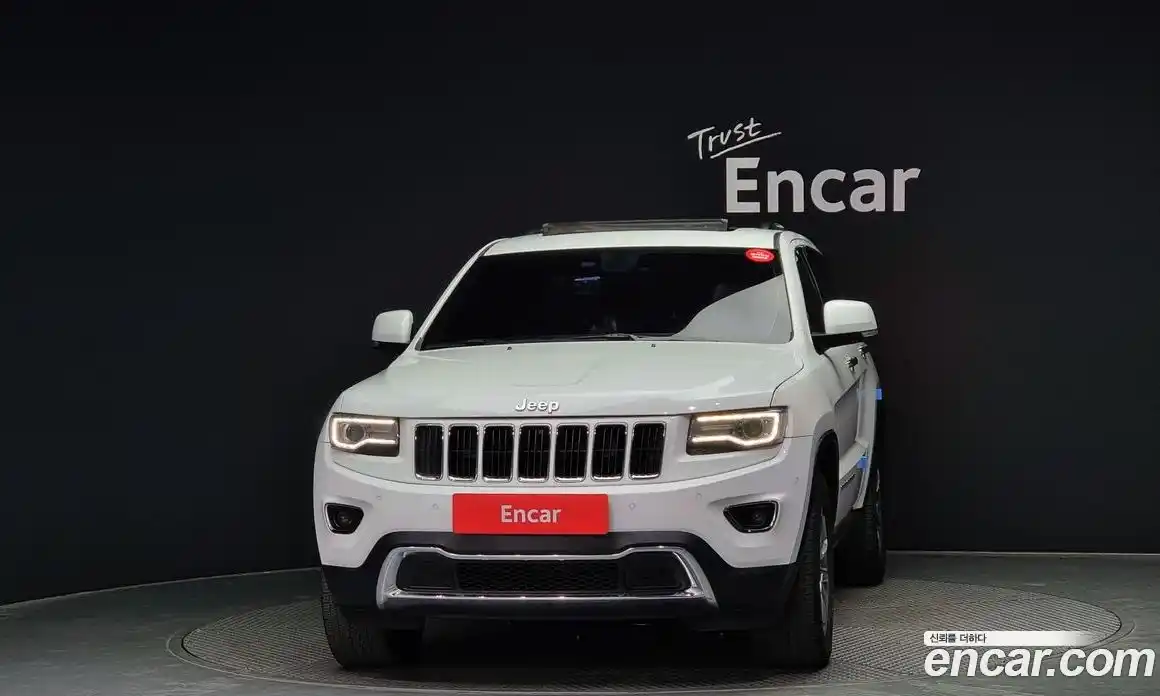 Jeep Cherokee 2014 3.0 Автомат в Москве № 232676, фото 9