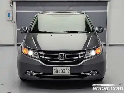 Honda Odyssey 2016 3.5 Автомат в Москве № 233001, миниатюра 2