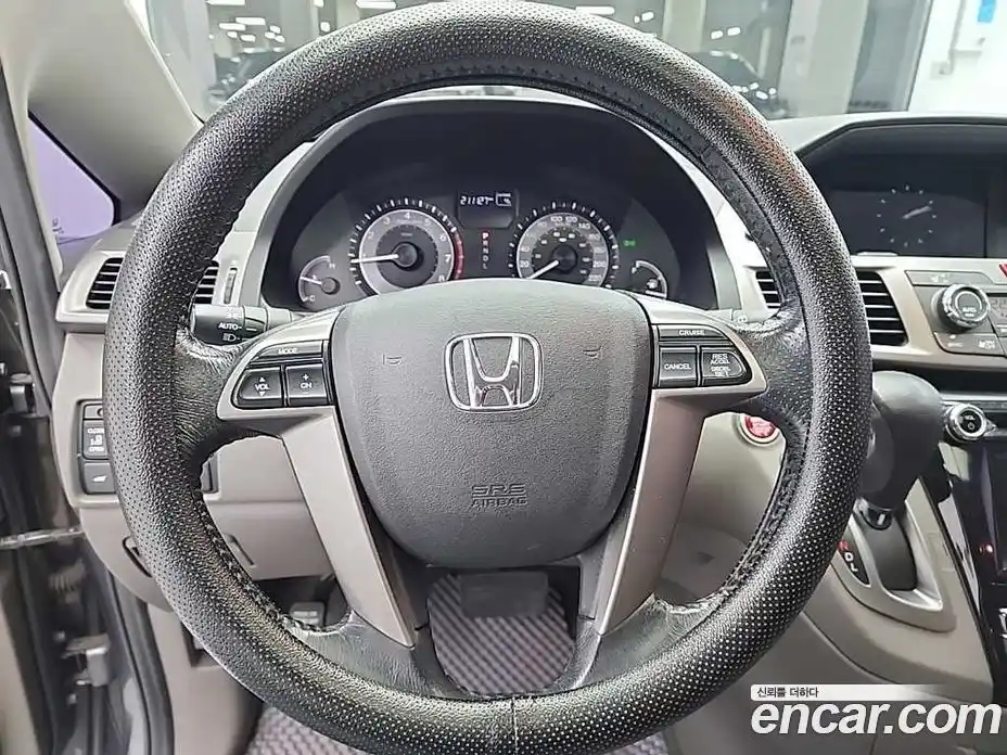 Honda Odyssey 2016 3.5 Автомат в Москве № 233001, фото 9